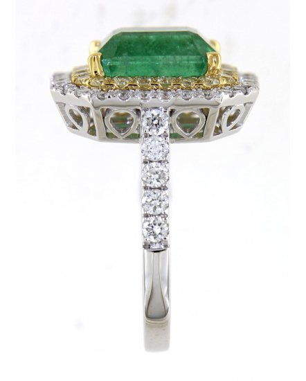 EMERALD CUT DIAMOND RING (TR4495)