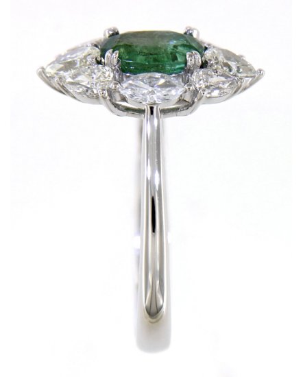 OVAL EMERALD DIAMOND RING (TR4562)
