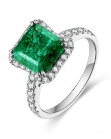 EMERALD CUT DIAMOND RING (TR4589)