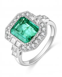 EMERALD CUT DIAMOND RING (TR4592)