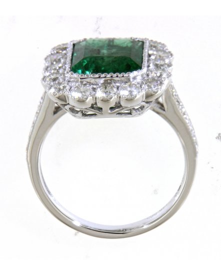 EMERALD CUT DIAMOND RING (TR4595)