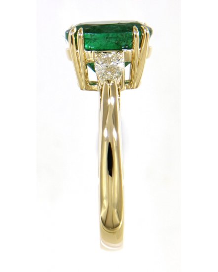 OVAL EMERALD DIAMOND RING (TR4624)