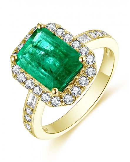 EMERALD CUT DIAMOND RING (TR4639)