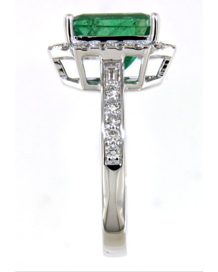 EMERALD CUT DIAMOND RING (TR4639)