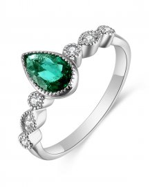 PEAR EMERALD DIAMOND RING (TR4659)