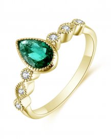 PEAR EMERALD DIAMOND RING (TR4659)