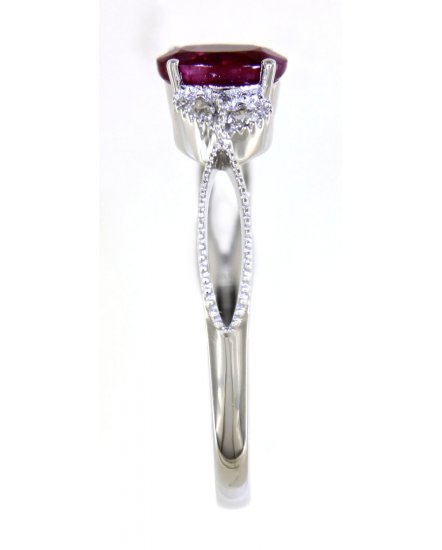 OVAL RUBY DIAMOND RING (TR4717)