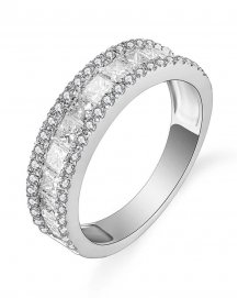 PRINCESS CUT DIAMOND BAND (TR4843)