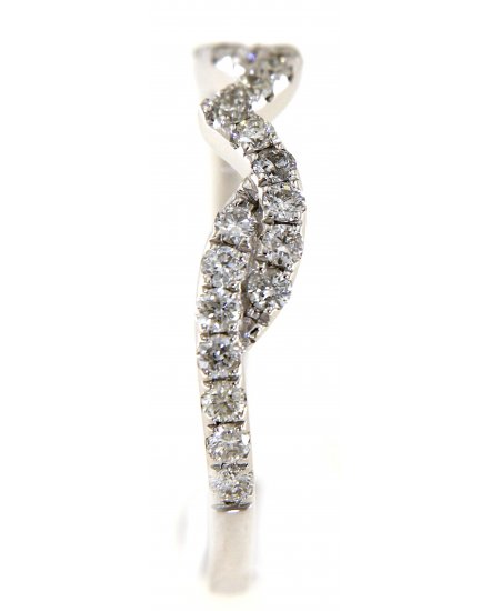 CURVED STYLE DIAMOND BAND (TR4904)