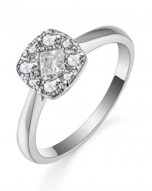 PRINCESS CUT DIAMOND RING (TR4910)