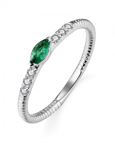 MARQUISE EMERALD DIAMOND RING (TR4934)