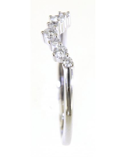 CURVED STYLE DIAMOND BAND (TR4940)
