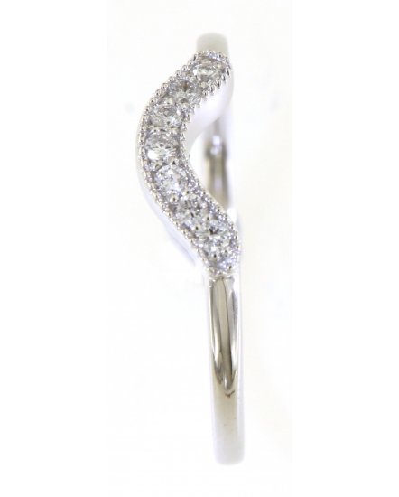 CURVED STYLE DIAMOND BAND (TR4948)