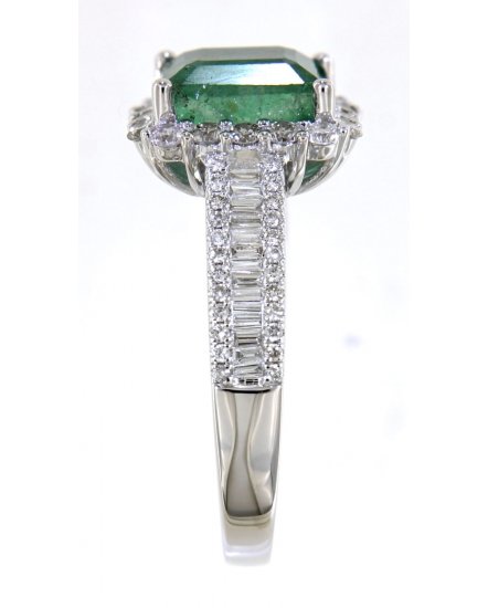 EMERALD CUT DIAMOND RING (TR5006)