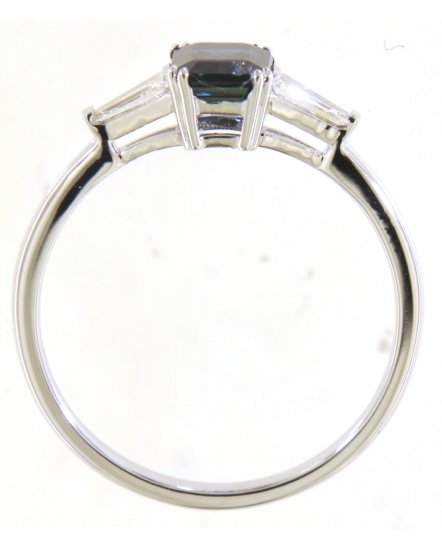 EMERALD CUT DIAMOND RING (TR5034)