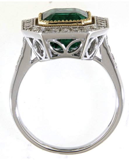 EMERALD CUT DIAMOND RING (TR5036)
