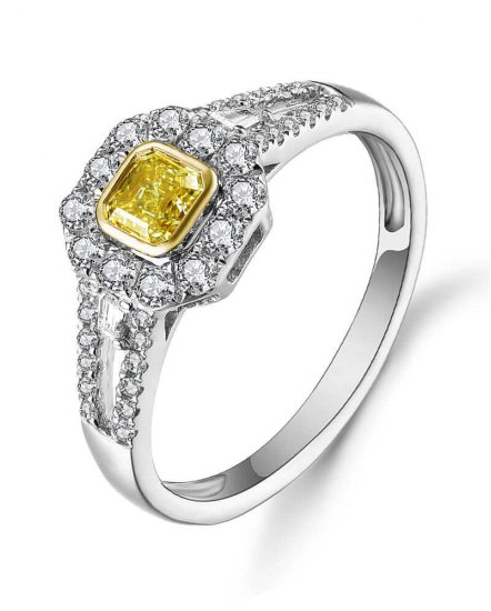 MULTI TONE RADIANT DIAMOND ENGAGEMENT RING (TR5057)