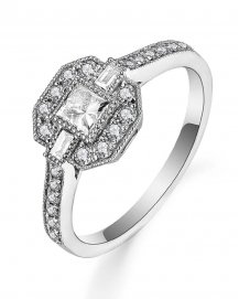 PRINCESS CUT DIAMOND RING (TR5087)
