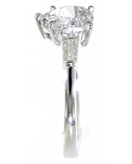 THREE STONE PEAR DIAMOND RING (TR5104)