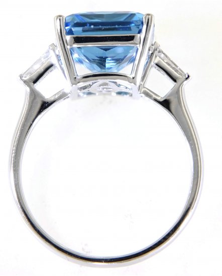 EMERALD CUT SWISS BLUE TOPAZ DIAMOND RING (TR5121)