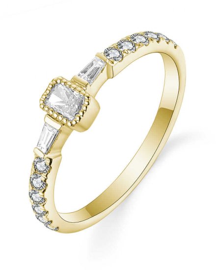 EMERALD CUT DIAMOND RING (TR5157)