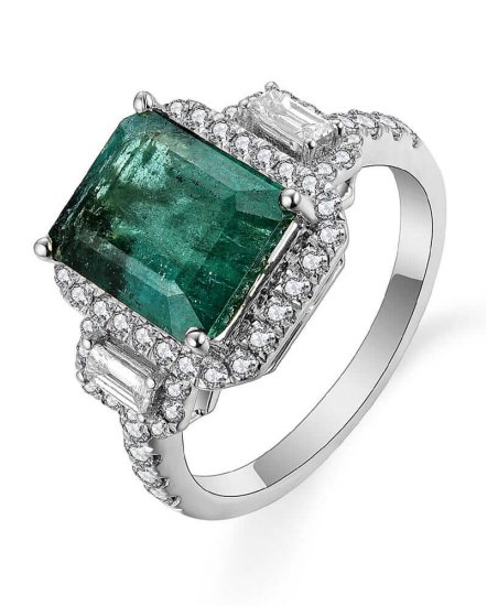 EMERALD CUT DIAMOND RING (TR5161)