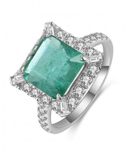 EMERALD CUT DIAMOND RING (TR5185)