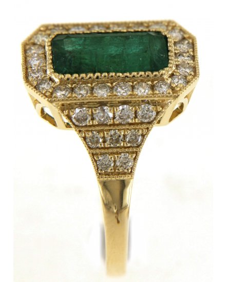 EMERALD CUT DIAMOND RING (TR5195)