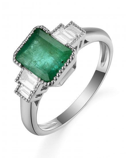 EMERALD CUT DIAMOND RING (TR5214)