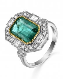 EMERALD CUT DIAMOND RING (TR5215)