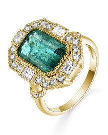 EMERALD CUT DIAMOND RING (TR5215)