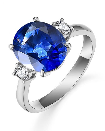 OVAL SAPPHIRE DIAMOND RING (TR5246)