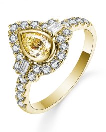 MULTI TONE PEAR DIAMOND ENGAGEMENT RING (TR5262)