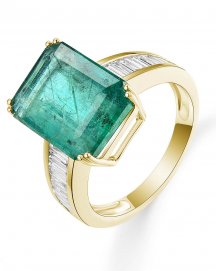 EMERALD CUT DIAMOND RING (TR5302)
