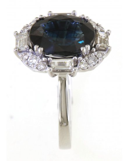 OVAL SAPPHIRE DIAMOND RING (TR5317)