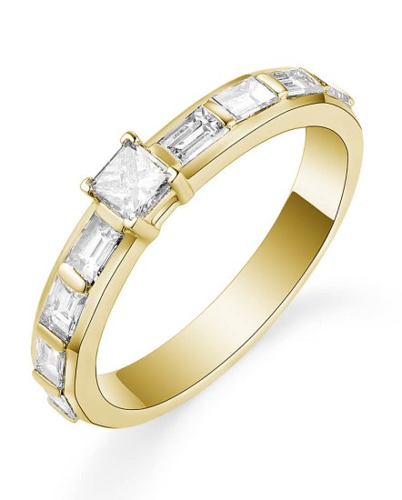PRINCESS CUT DIAMOND RING (TR5401)