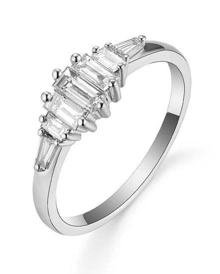BAGUETTE DIAMOND RING (TR5426)