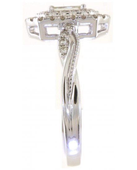 BAGUETTE DIAMOND ENGAGEMENT RING (TR5725)