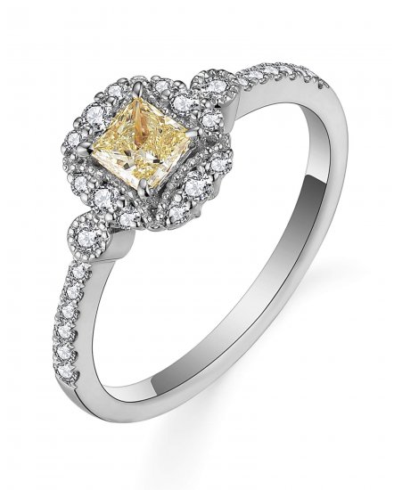 PRINCESS CUT DIAMOND ENGAGEMENT RING (TR5738)