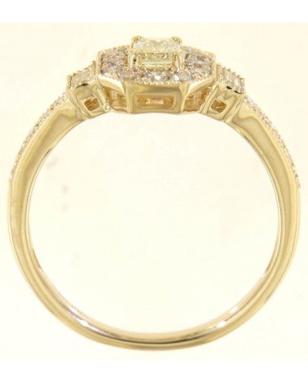 EMERALD CUT DIAMOND ENGAGEMENT RING (TR5740)