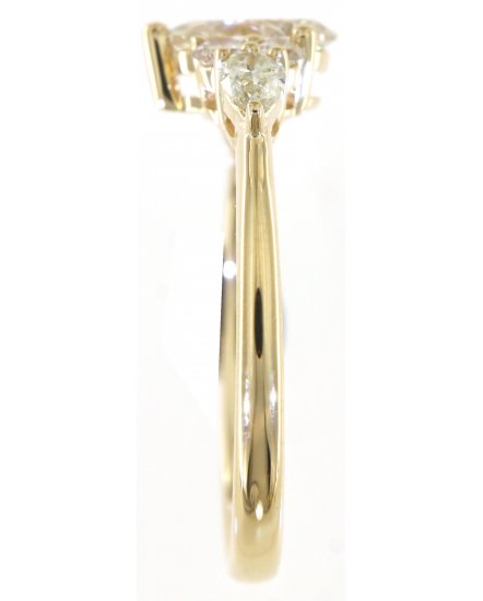 PEAR DIAMOND ENGAGEMENT RING (TR5761)