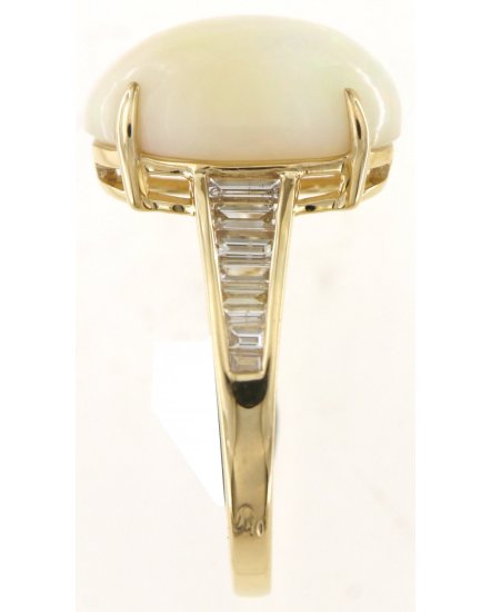 OVAL OPAL DIAMOND RING (TR5783)