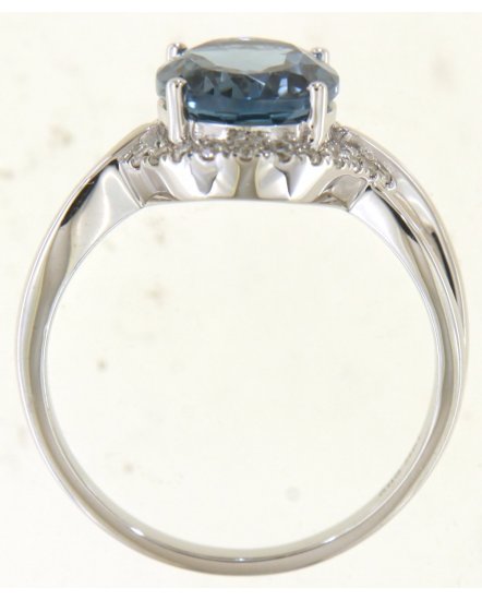 OVAL LONDON BLUE TOPAZ DIAMOND RING (TR5847)