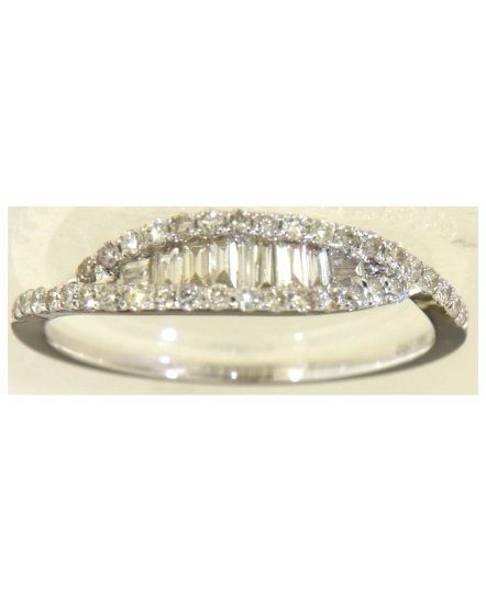 BAGUETTE DIAMOND RING (TR5898)