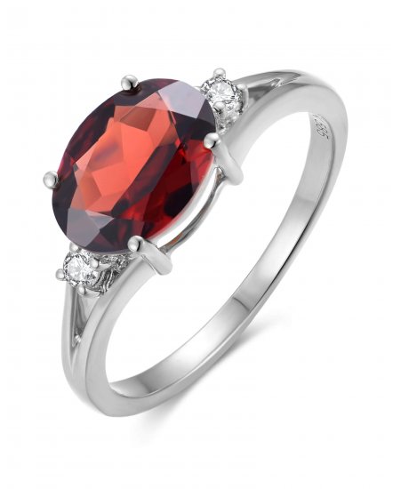 OVAL GARNET DIAMOND RING (TR6024)