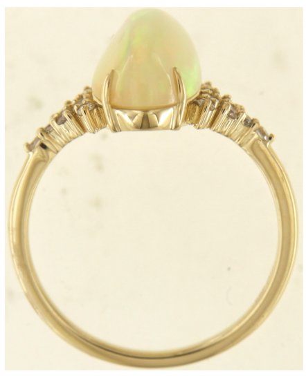 OVAL OPAL DIAMOND RING (TR6058)