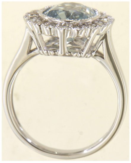OVAL AQUAMARINE DIAMOND RING (TR6083)