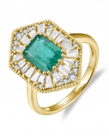 EMERALD CUT DIAMOND RING (TR6092)