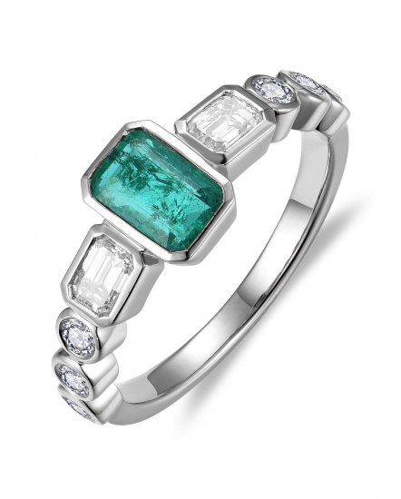 EMERALD CUT DIAMOND RING (TR6149)