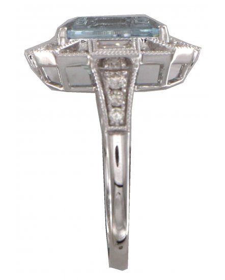 EMERALD CUT AQUAMARINE DIAMOND RING (TR6167)